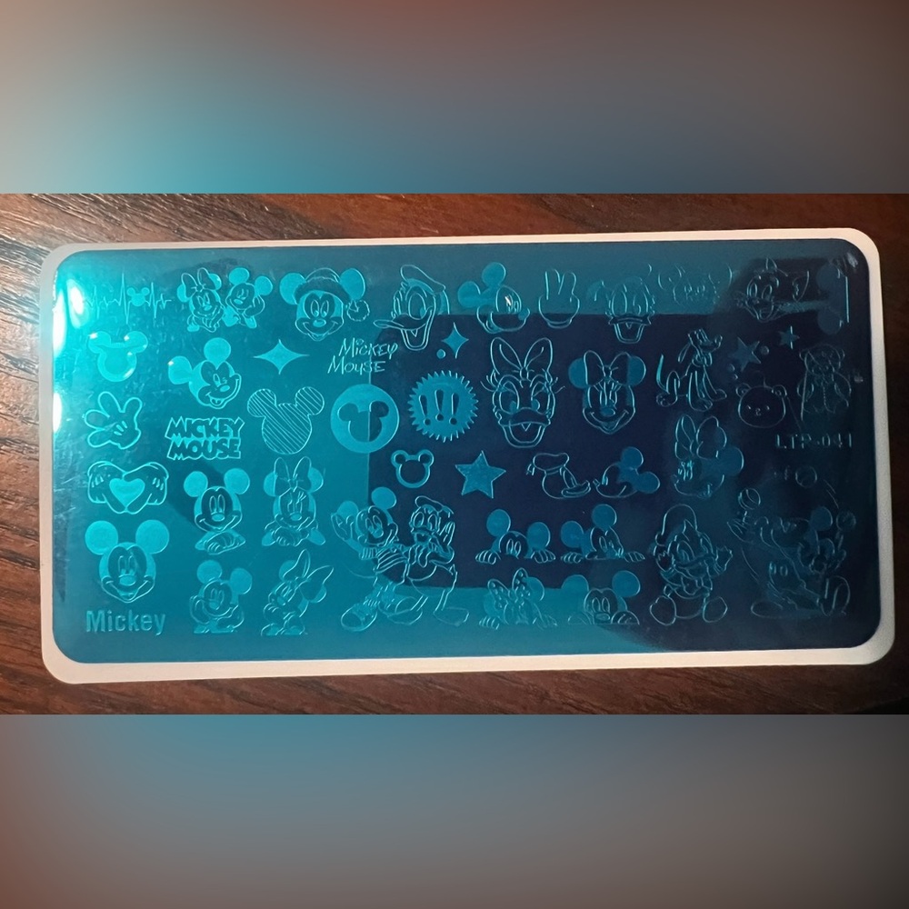 $5~CHARACTER NAIL STAMPING PLATE~STAINLESS/PLASTIC BASE~NEW~$5 IF BUNDLED WITH 3 - Picture 7 of 16